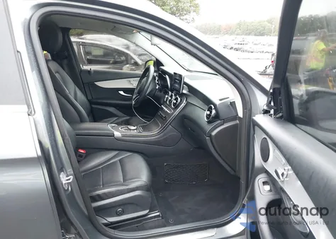 2019 Mercedes-Benz Glc 300 4Matic z USA, uszkodzony, nr VIN WDC0G4KB4K1001631